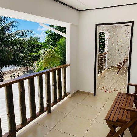 Hyde-Tide Guesthouse La Digue Bagian luar foto